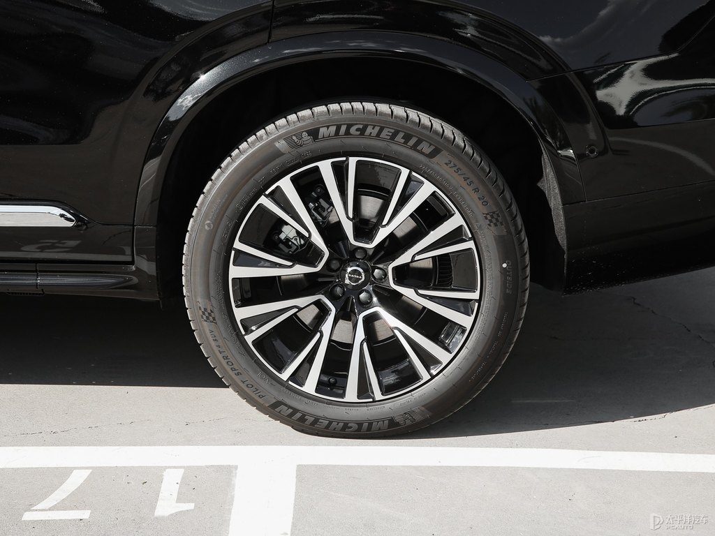 瑪瑙黑沃爾沃XC90新能源車(chē)身外觀圖片