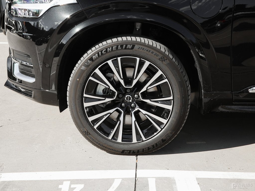 瑪瑙黑沃爾沃XC90新能源車(chē)身外觀圖片