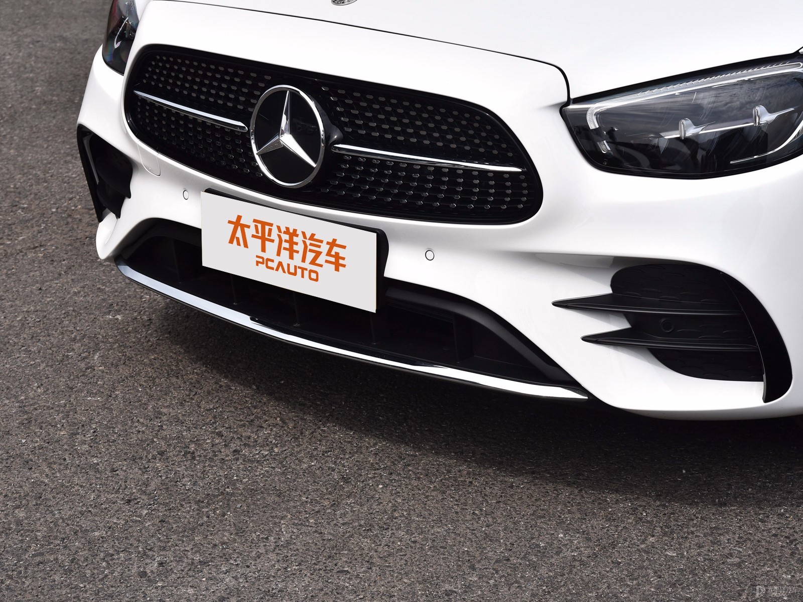 奔馳E級(jí)外觀高清大圖