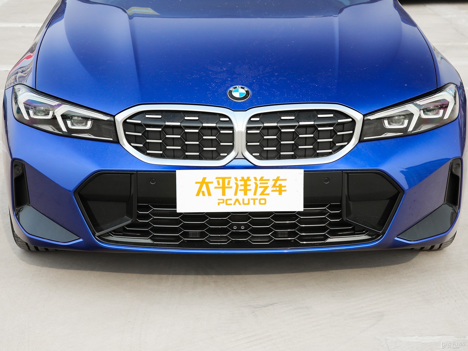 寶馬3系外觀高清大圖