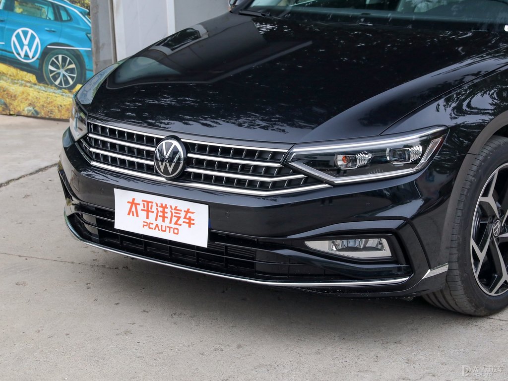 幻影黑邁騰車頭外觀圖片