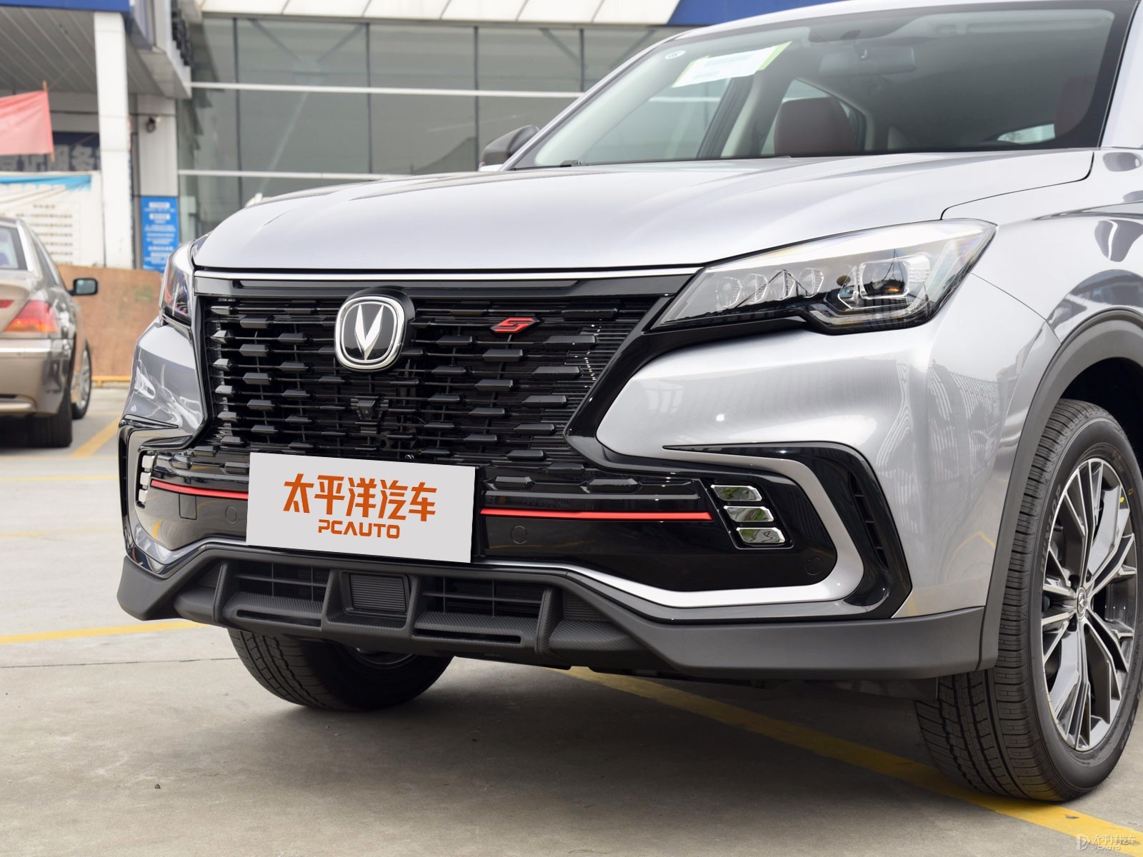 長(zhǎng)安CS85 COUPE外觀高清大圖