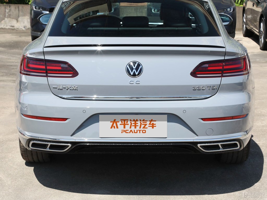 星河灰大眾CC車尾外觀圖片