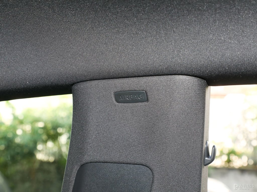 星河灰大眾CC車廂內(nèi)飾圖片