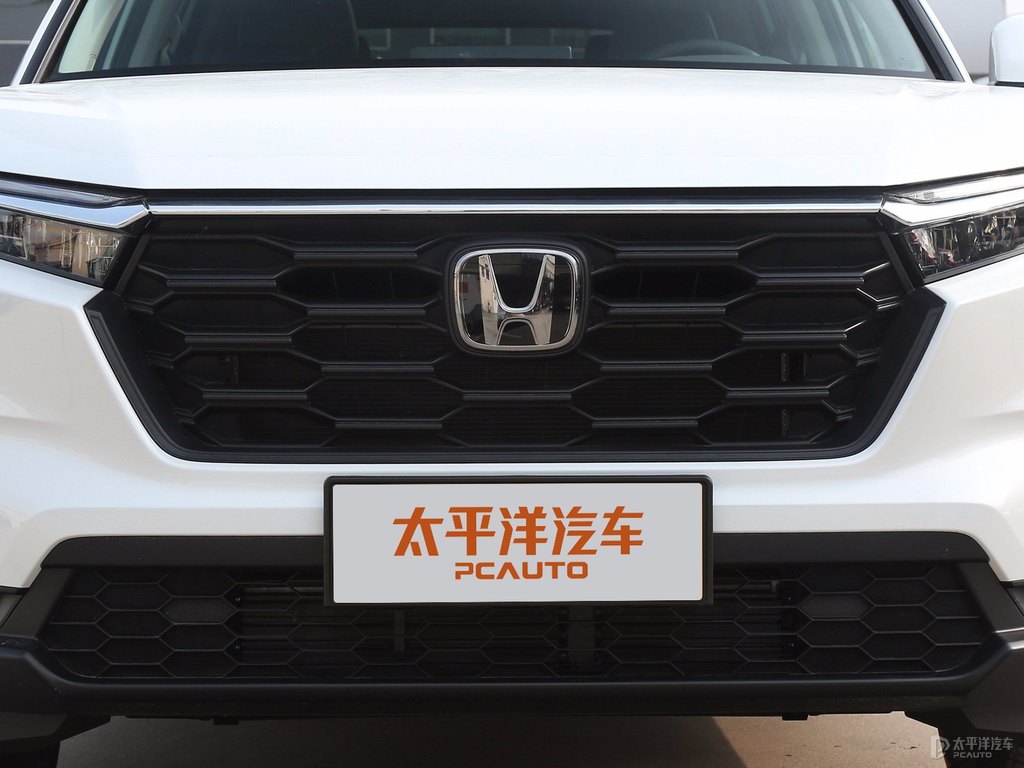 晶耀白本田CR-V車頭外觀圖片