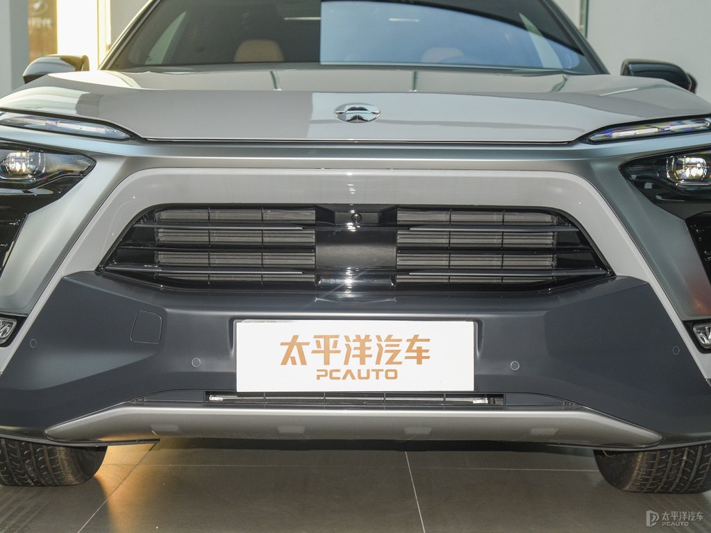 星灰蔚來(lái)ES8車頭外觀圖片