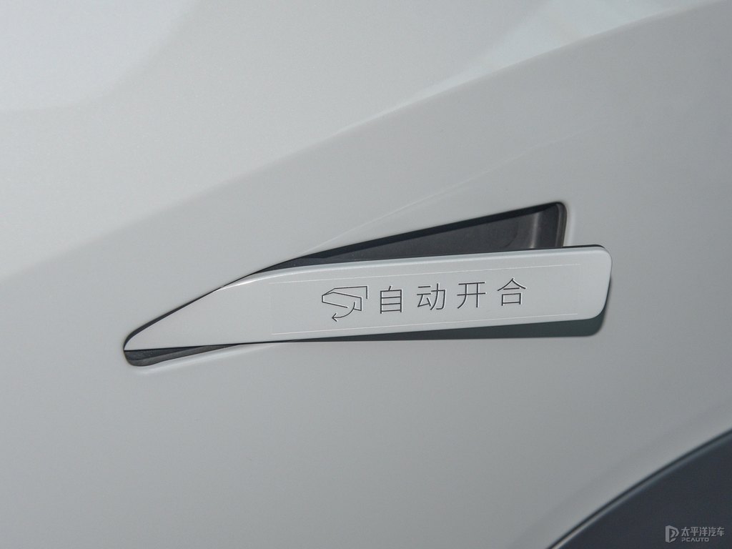 星灰蔚來ES8車身外觀圖片