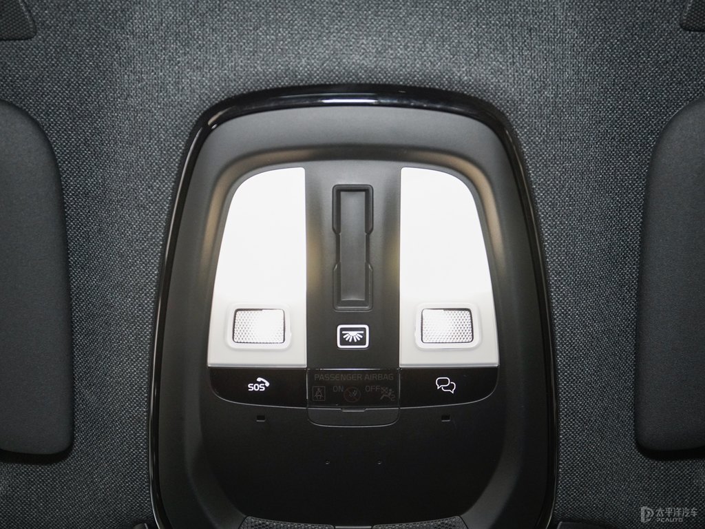 ɫ+ˮ֠XC40Դ܇DƬ