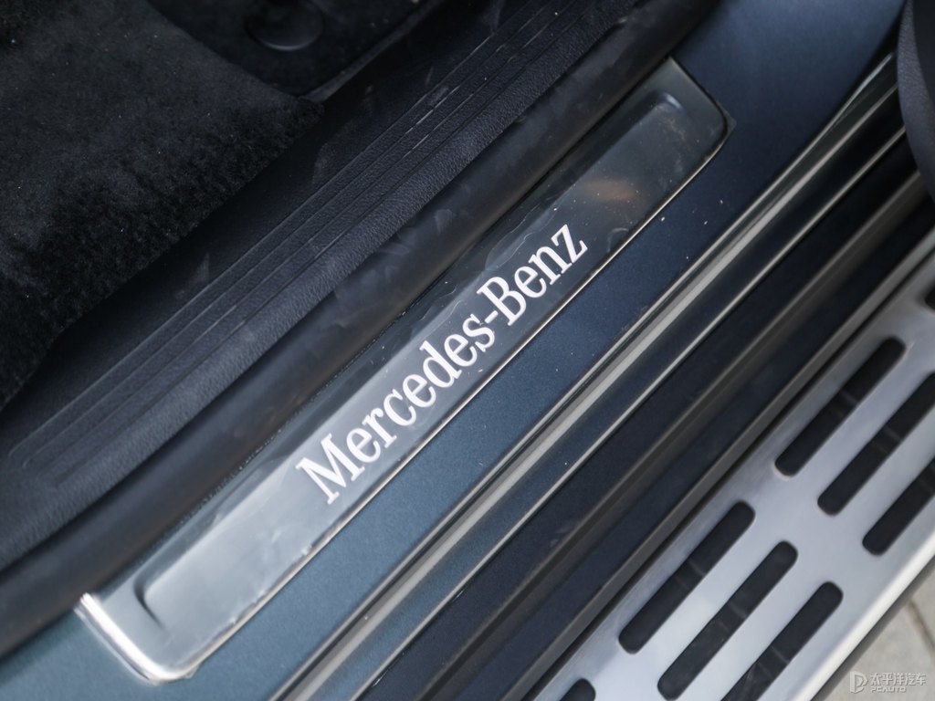 ¹ʯұYEQS SUV܇(ni)DƬ