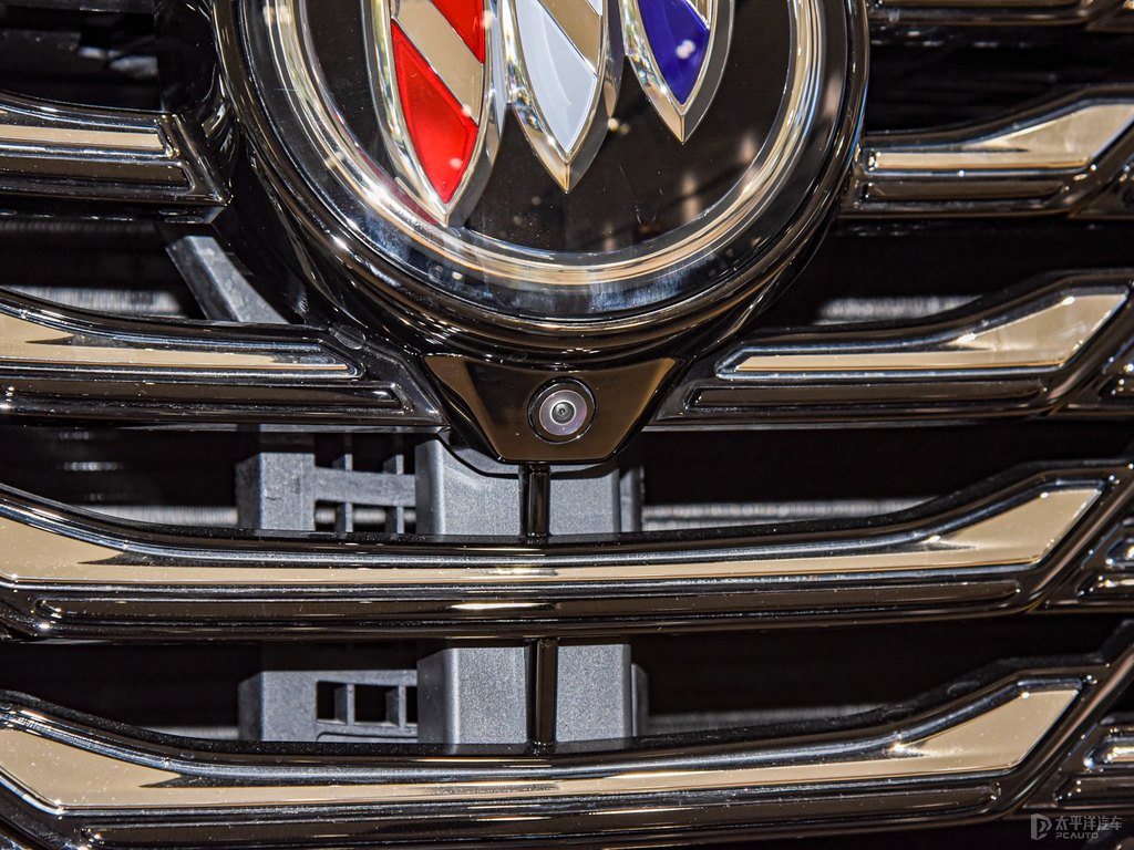 大漠金別克GL8車頭外觀圖片