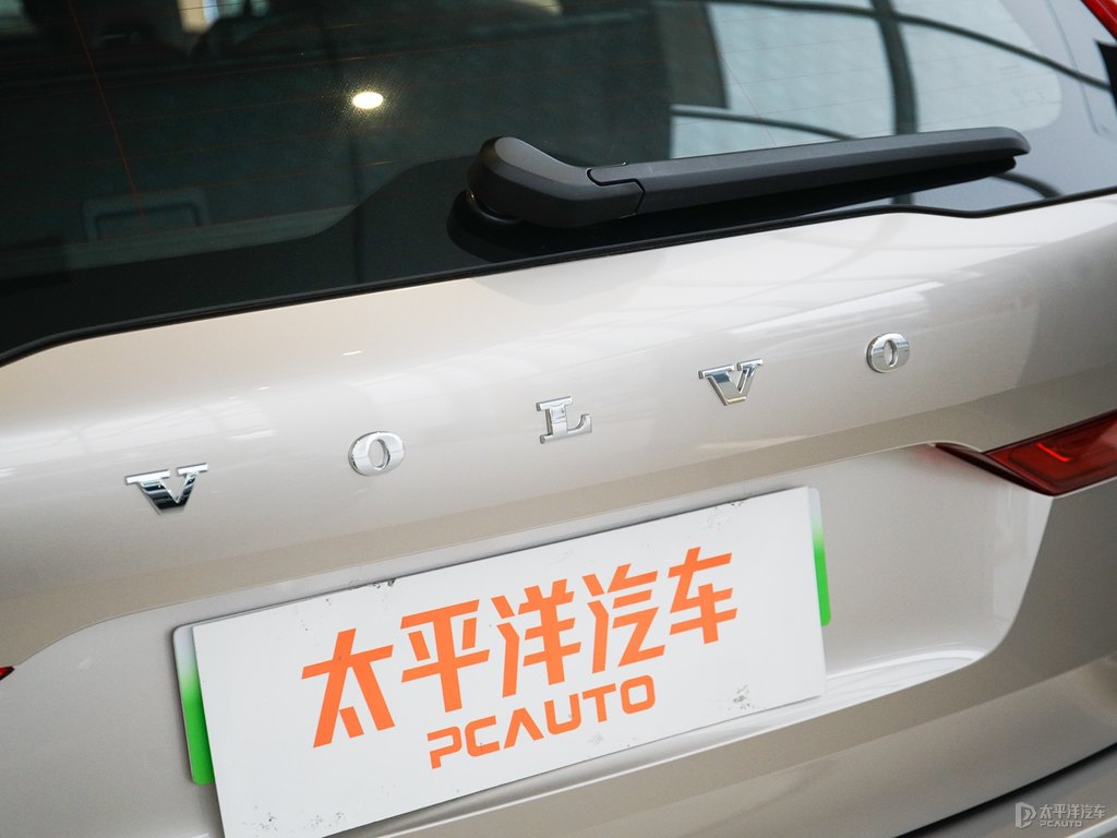 星耀沙沃爾沃XC60新能源車尾外觀圖片