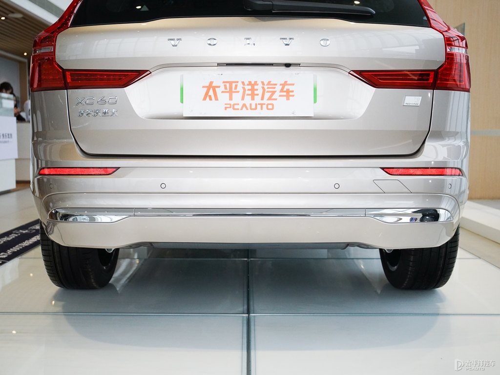 星耀沙沃爾沃XC60新能源車尾外觀圖片