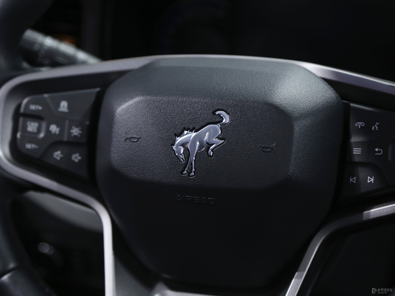 福特Bronco(進(jìn)口)內(nèi)飾高清大圖