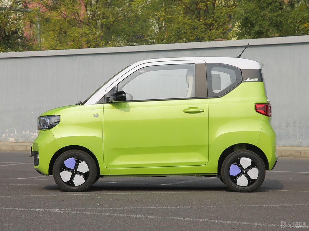 黑色+青檸黃宏光MINIEV整車(chē)外觀外觀圖片
