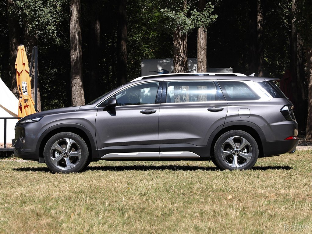 山影灰勝達(dá)整車外觀外觀圖片
