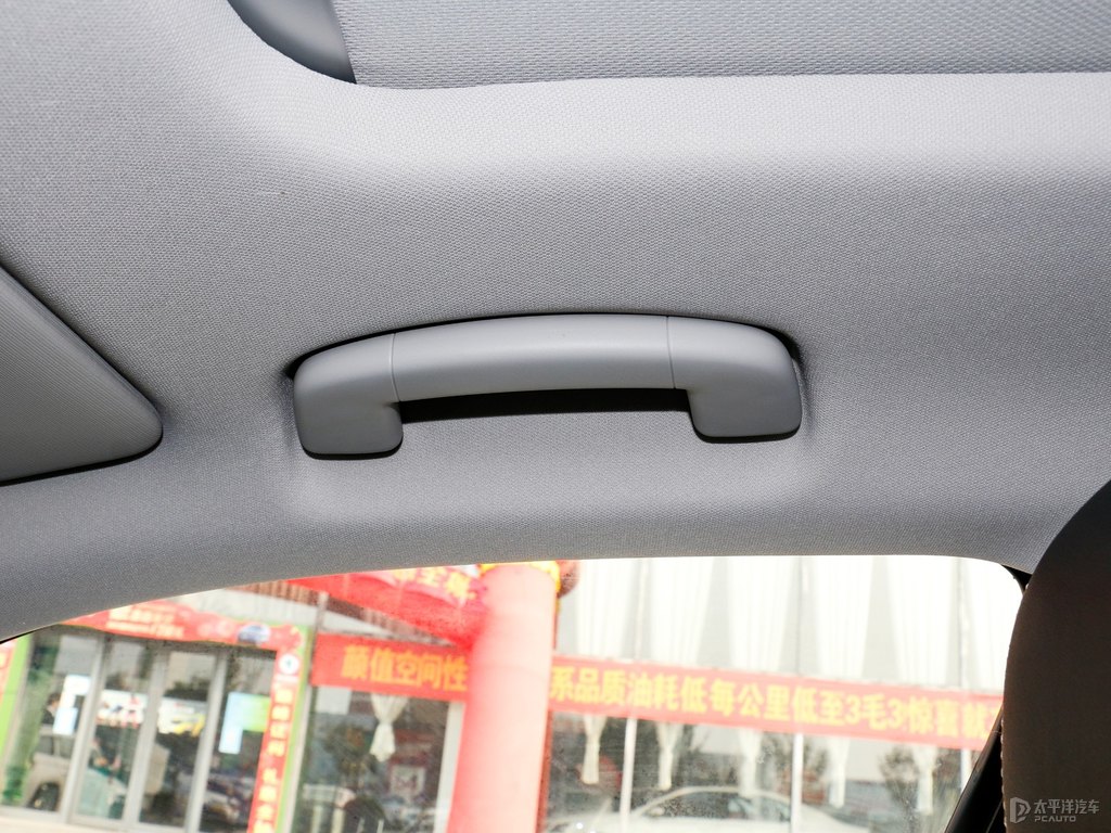 哥特黑速派車廂內(nèi)飾圖片