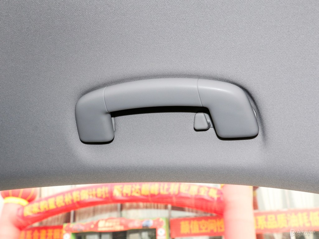 哥特黑速派車(chē)廂內(nèi)飾圖片