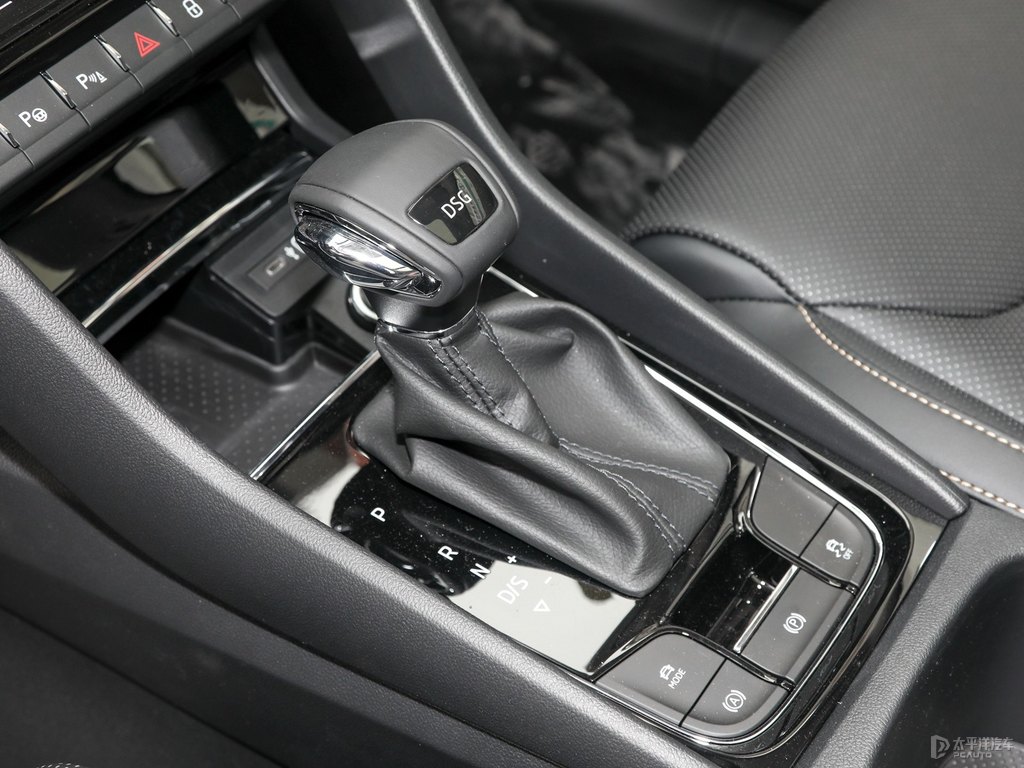 沉靜黑柯迪亞克整車外觀外觀圖片