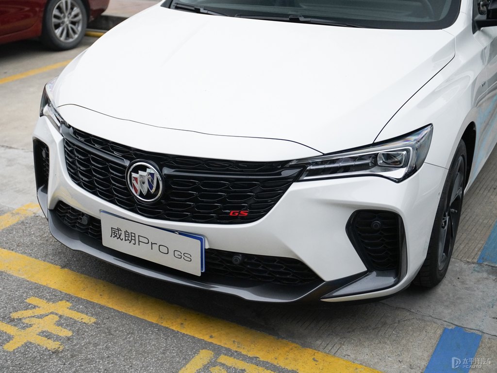 太空白威朗車頭外觀圖片
