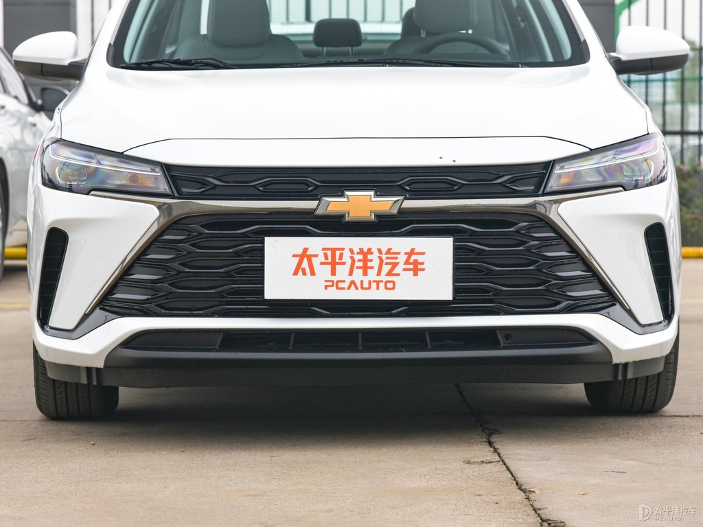 閃耀白科魯澤車頭外觀圖片