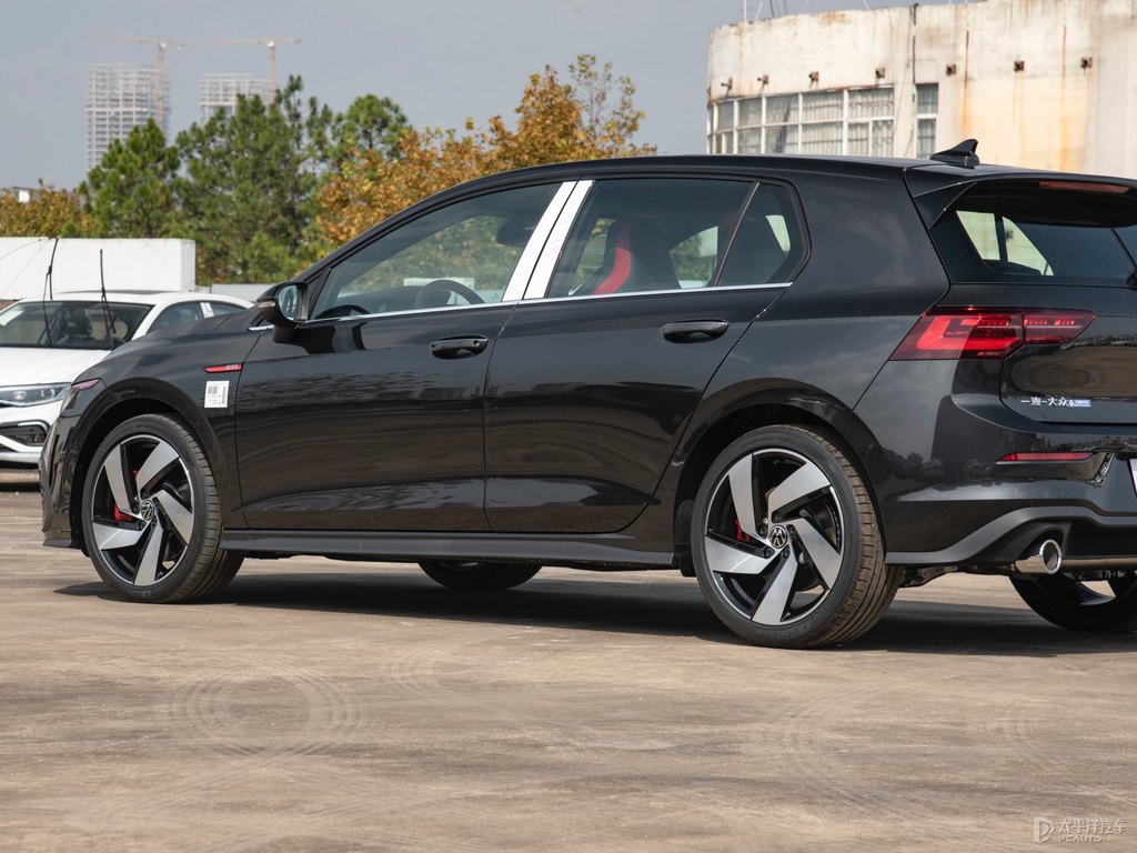 iʯڸߠGTI܇^DƬ