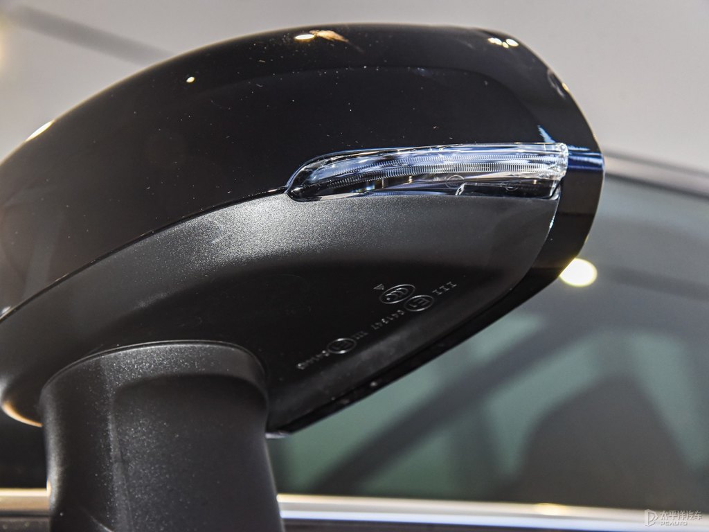 瑪瑙黑沃爾沃XC90車身外觀圖片