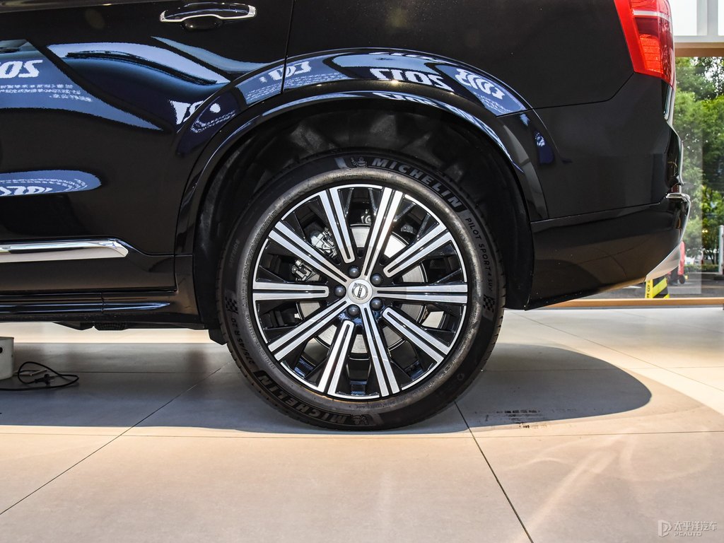 瑪瑙黑沃爾沃XC90車身外觀圖片