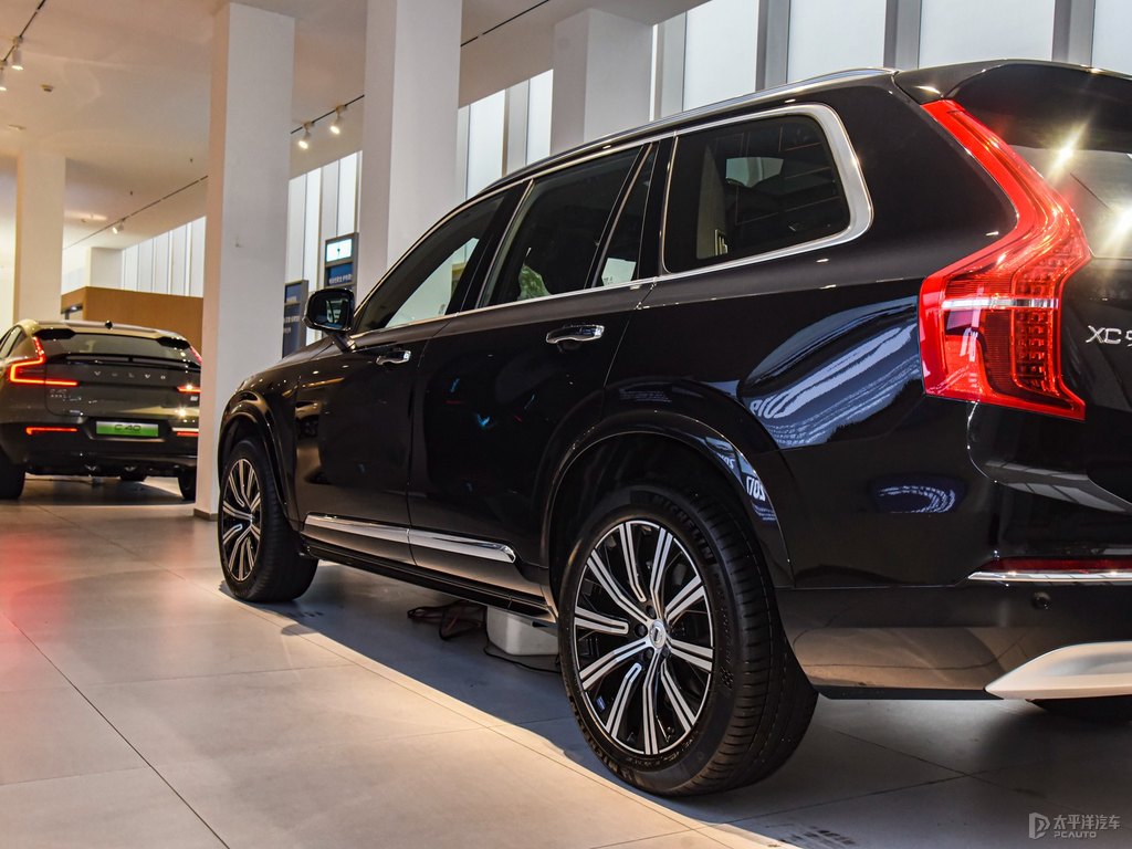 瑪瑙黑沃爾沃XC90車(chē)身外觀圖片