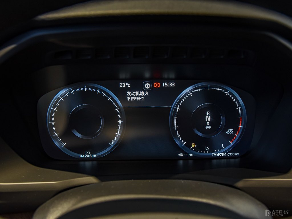 瑪瑙黑沃爾沃XC90中控內(nèi)飾圖片
