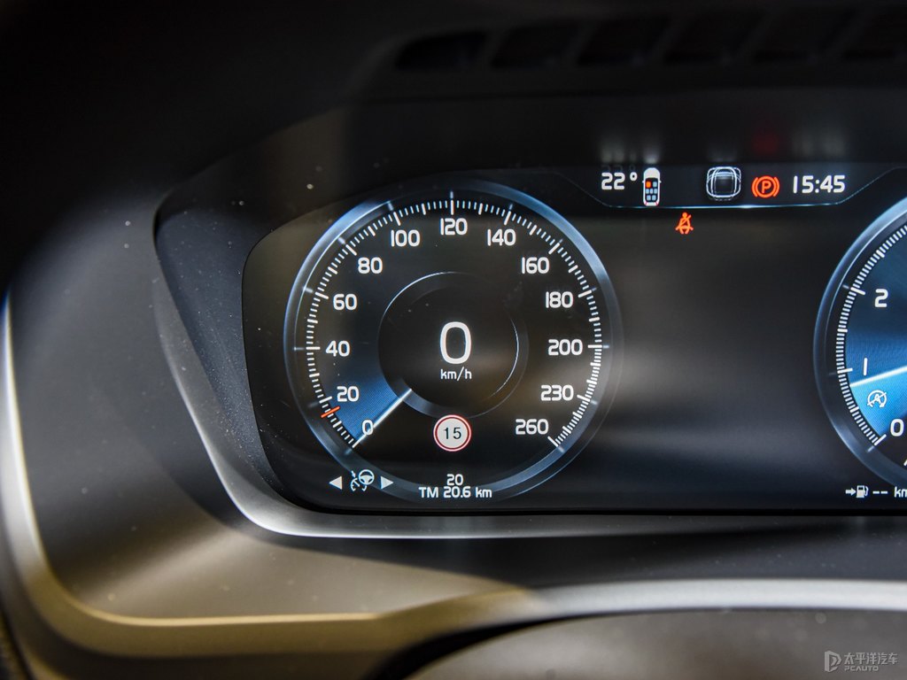 瑪瑙黑沃爾沃XC90中控內(nèi)飾圖片