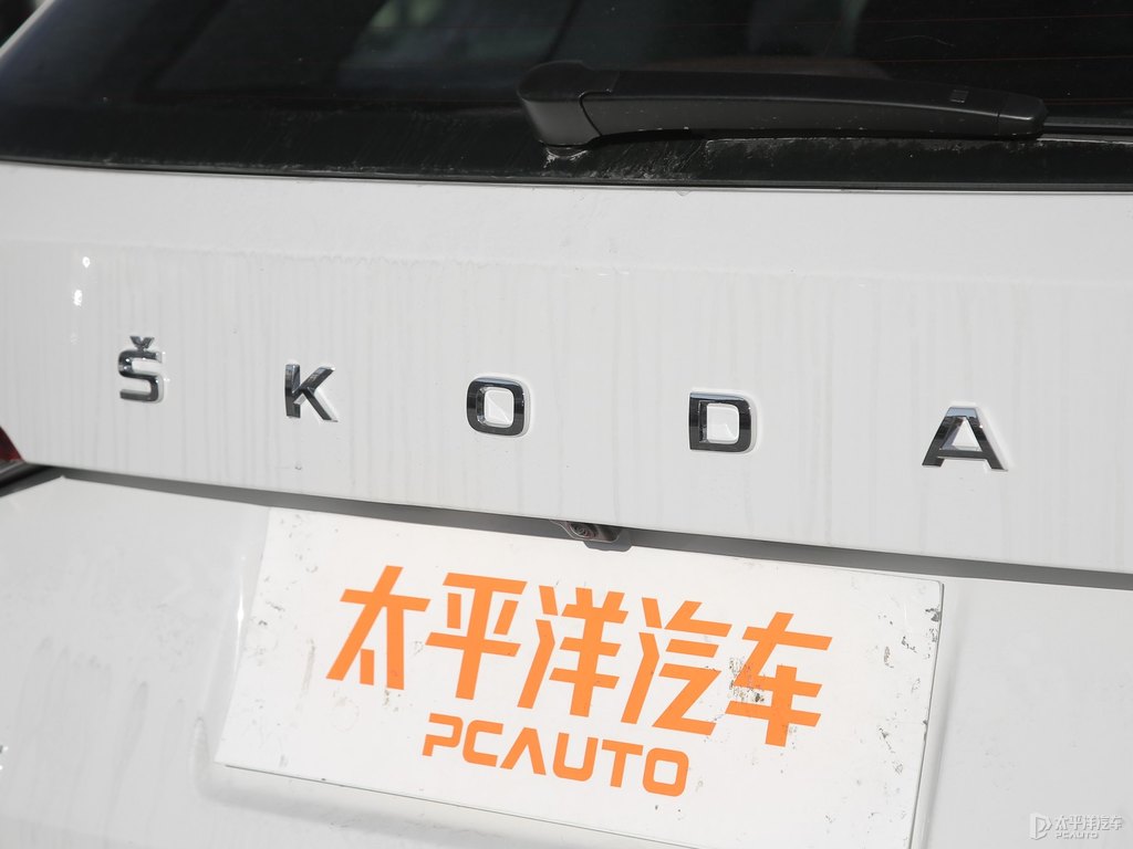 冰雪白柯迪亞克車尾外觀圖片
