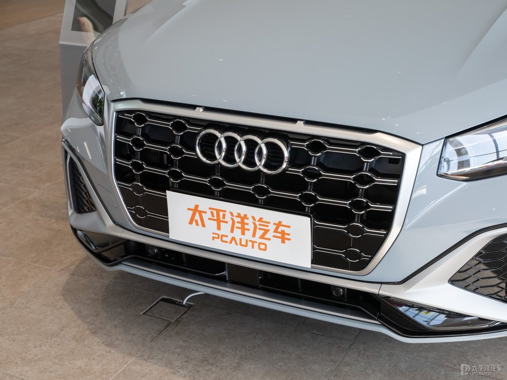飛箭灰奧迪Q2L車頭外觀圖片