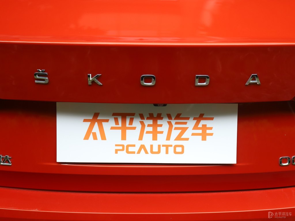能量橙明銳車尾外觀圖片