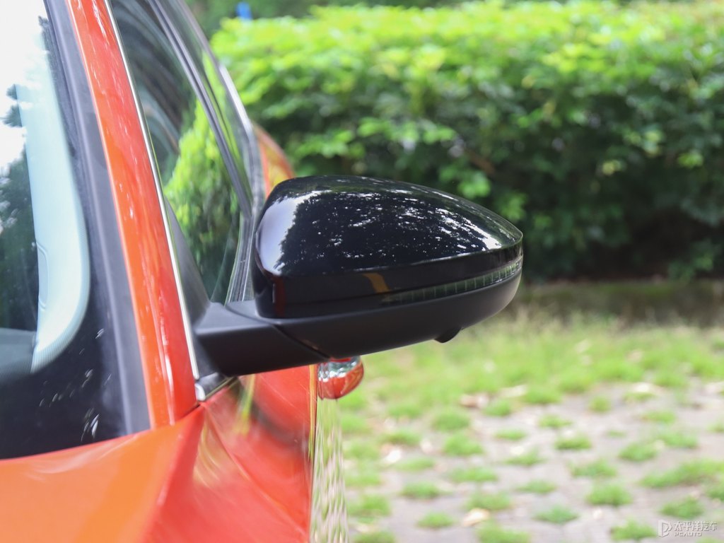 能量橙明銳車身外觀圖片