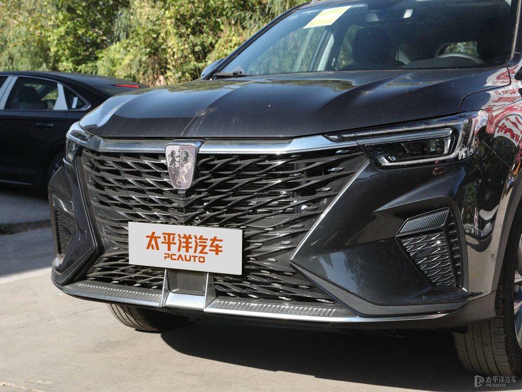 玄武黑榮威RX5車頭外觀圖片