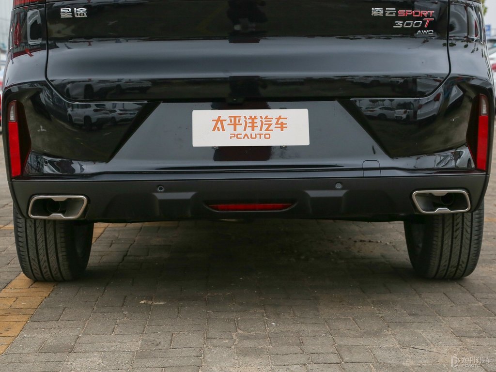 幻夜黑星途凌云車尾外觀圖片