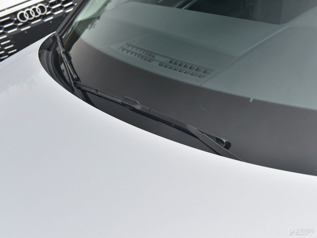 花劍銀奧迪A6(進口)車身外觀圖片