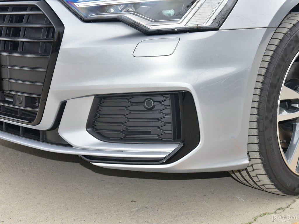 花劍銀奧迪A6(進(jìn)口)車頭外觀圖片