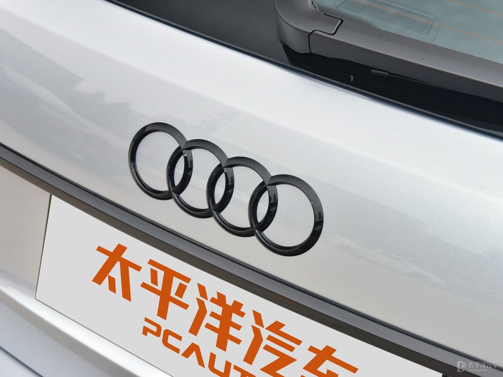 花劍銀奧迪A6(進口)車尾外觀圖片