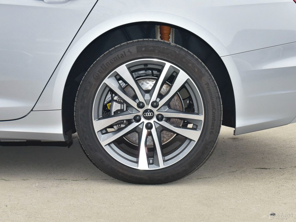 花劍銀奧迪A6(進(jìn)口)車身外觀圖片