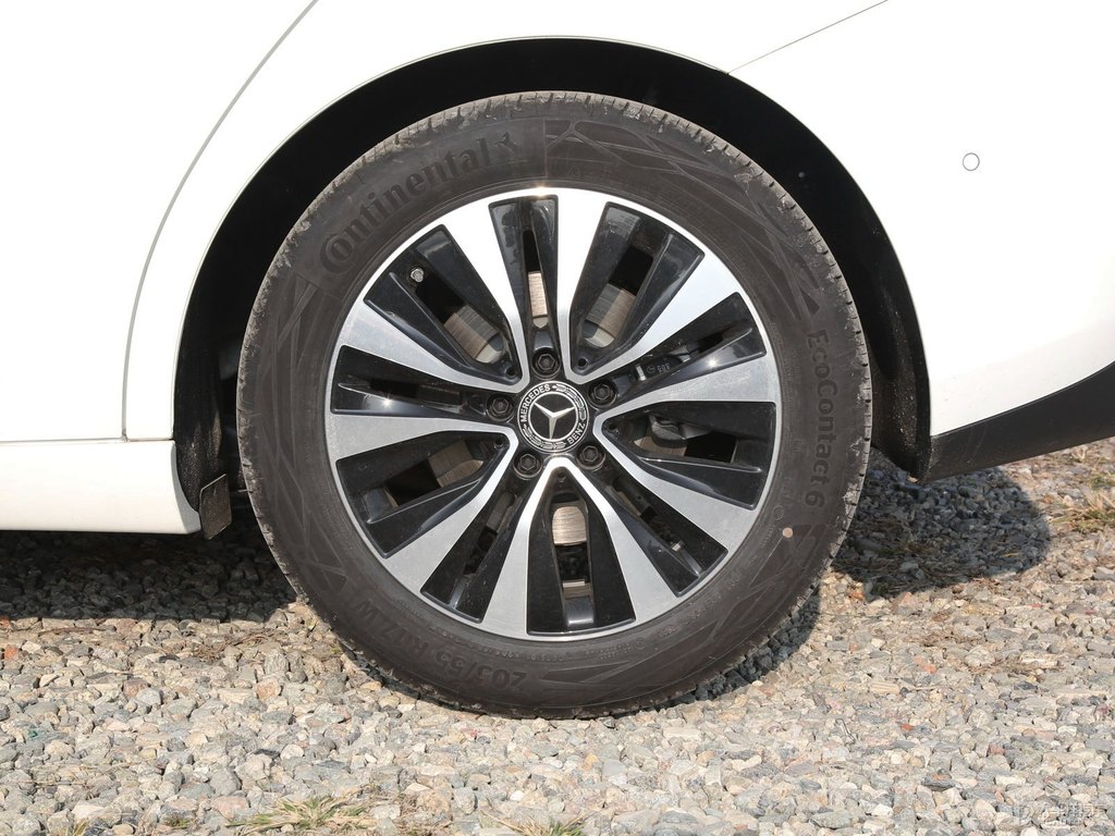 北極白奔馳B級(jí)車(chē)身外觀(guān)圖片