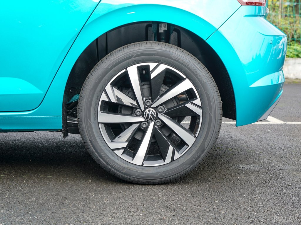 青檸綠大眾Polo車身外觀圖片