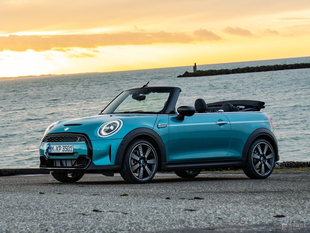 MINI CABRIO官图官图图片_MINI CABRIO 2023款 2.0T COOPER S 海岸线纪念版_7517609_太平洋汽车网