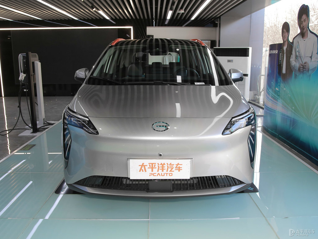 極速銀AION Y整車外觀外觀圖片