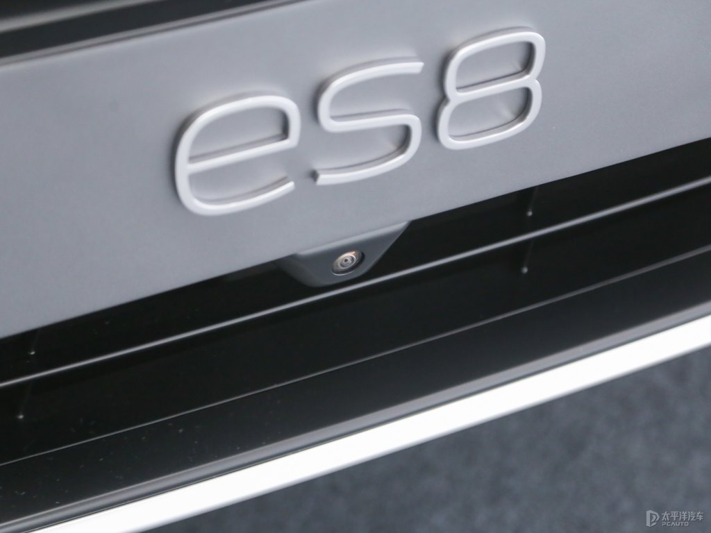 曙光金蔚來(lái)ES8車(chē)頭外觀圖片