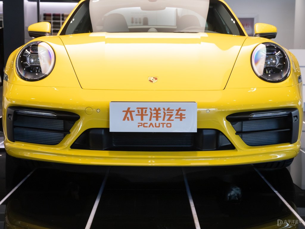 競速黃保時捷911車頭外觀圖片