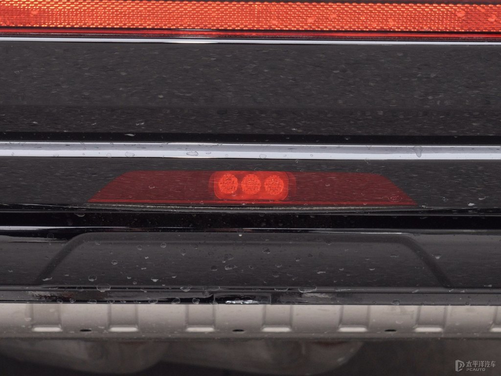 鋼琴黑途銳車尾外觀圖片