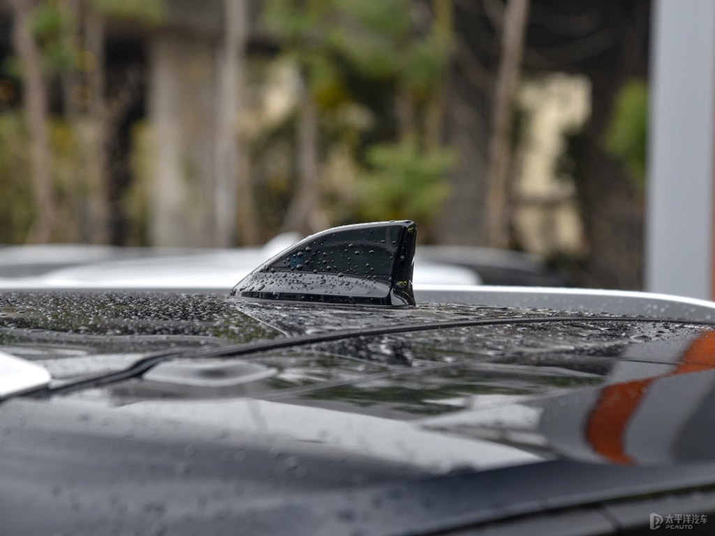 曜石黑歐藍(lán)德車身外觀圖片