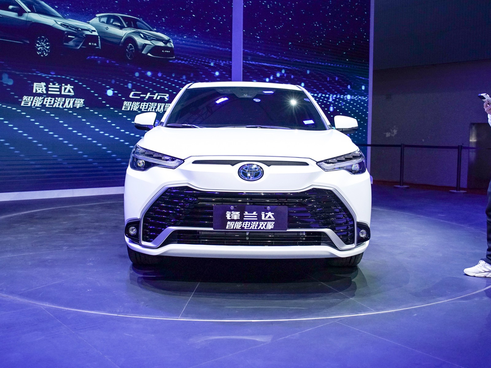 鋒蘭達(dá)車展高清大圖