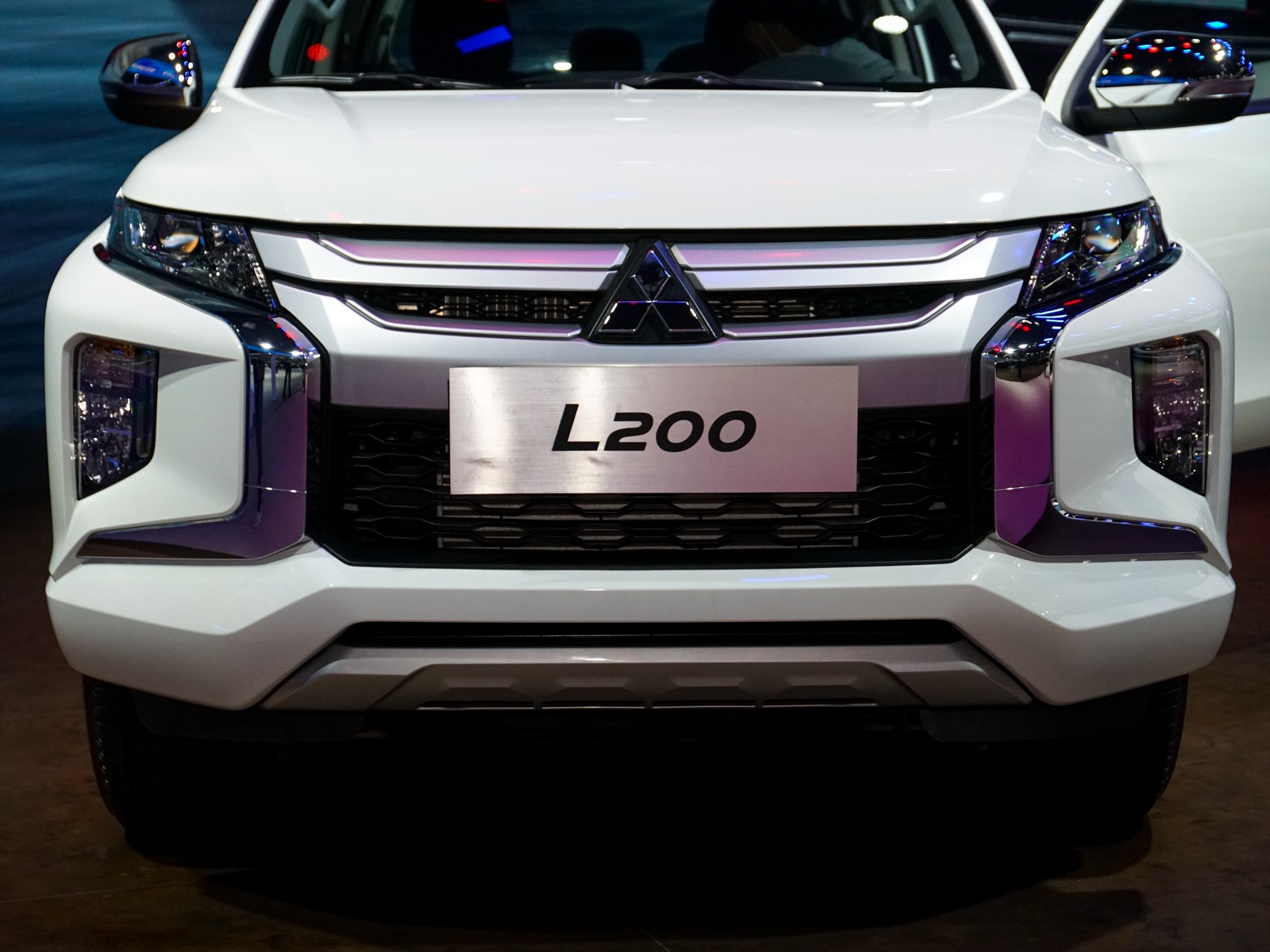 三菱L200車展高清大圖